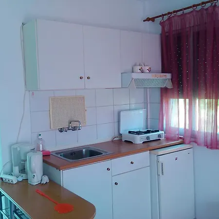 House Mantesos