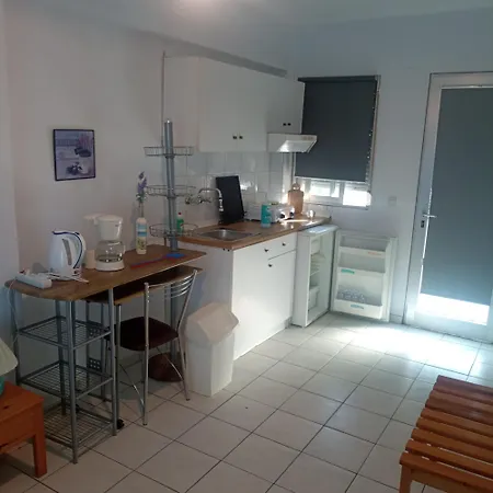 Apartamento House Mantesos