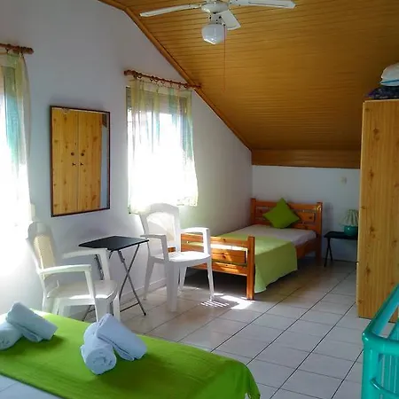 Apartamento House Mantesos Koinira