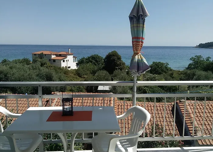 House Mantesos Lejlighed *