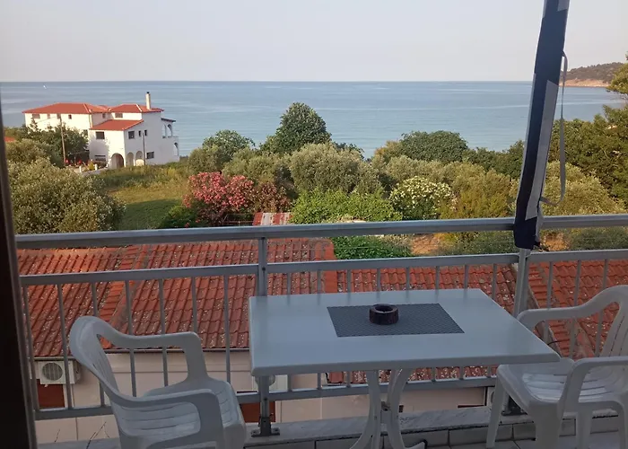 Lejlighed House Mantesos *