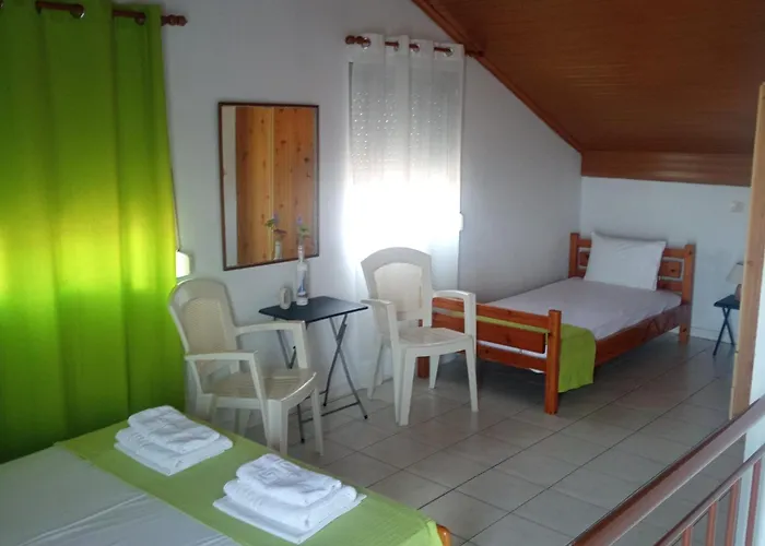 Appartement House Mantesos