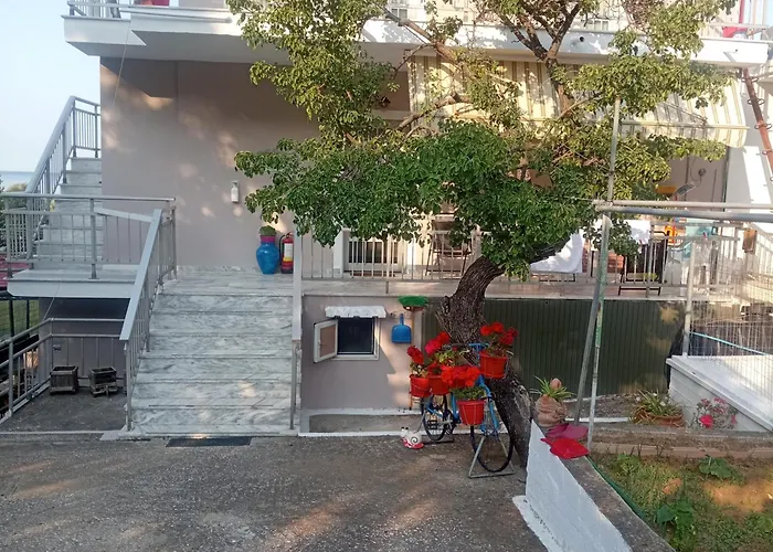 House Mantesos Appartement *