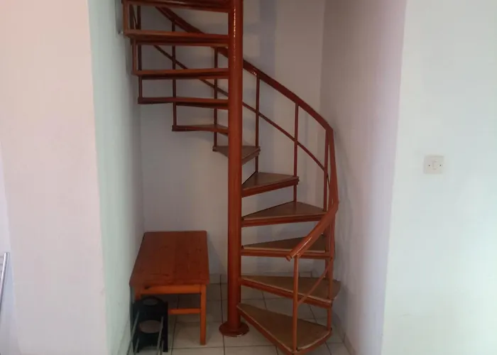 House Mantesos Lejlighed *