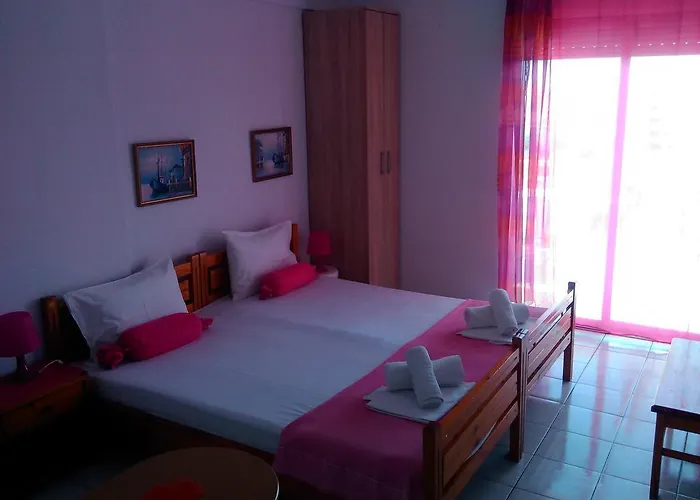 Апартаменты House Mantesos
